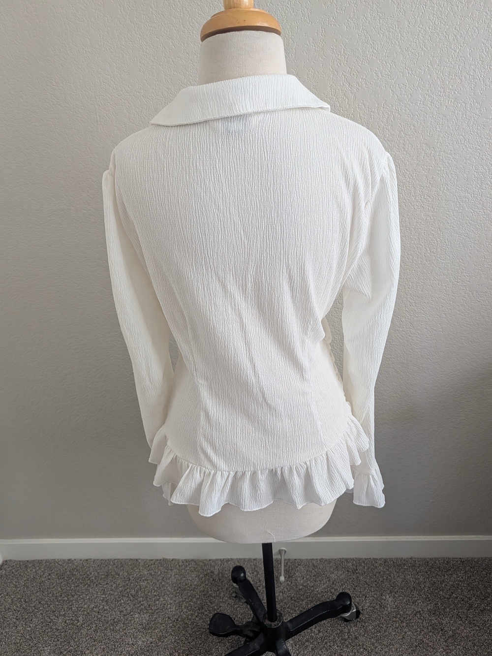 Maeve Cream Ruched Button-Front Blouse - Picture 3 of 5